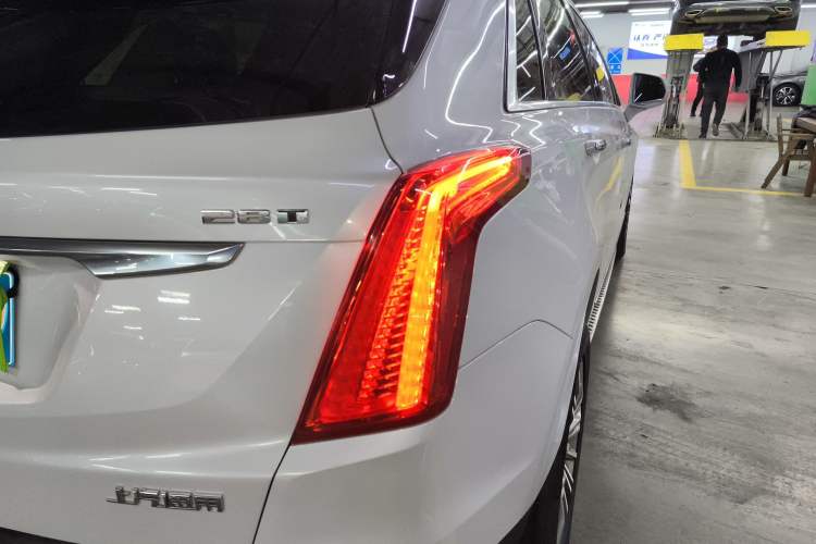 Used Cadillac XT5 2016 28T Four-Wheel Drive Luxury Model
