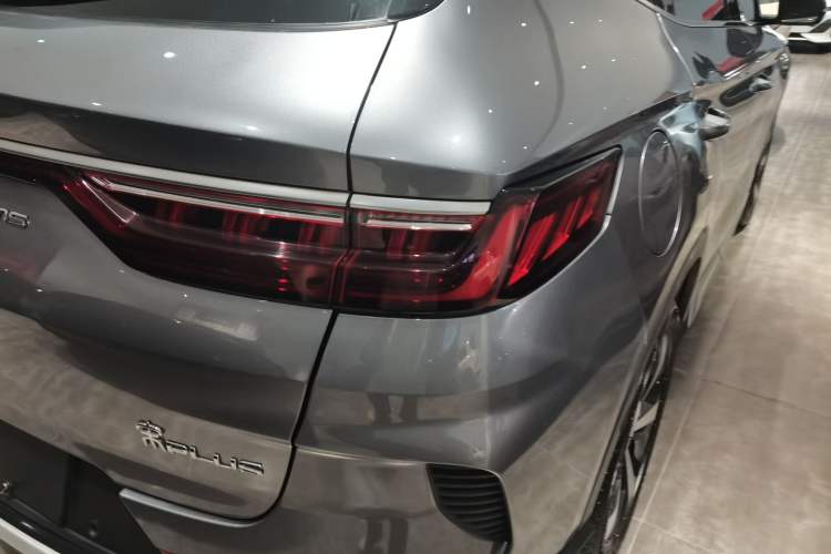 Used BYD Song PLUS New Energy 2021 DM-i 110KM Flagship Model
