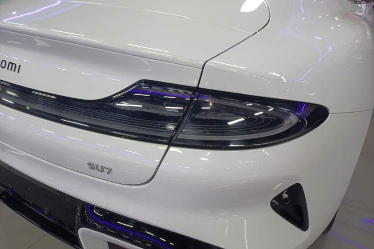 Used  SU7 2024 Rear-Drive Ultra-Long Range Advanced Pro-Level Intelligent Driving Version