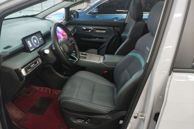 Used AION Y 2023 Younger Star Edition
