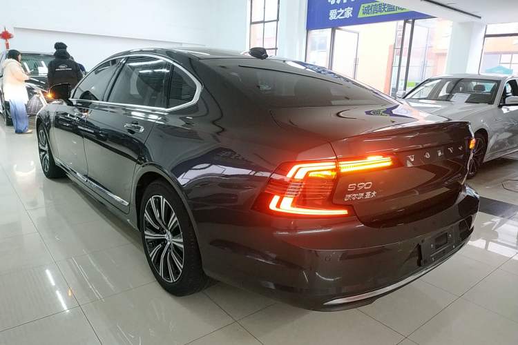 Used Volvo S90 2021 B5 Zhiyuan Luxury Edition