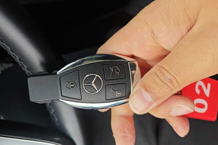 Used Mercedes-Benz C-Class 2015 C 200 L Sport Edition
