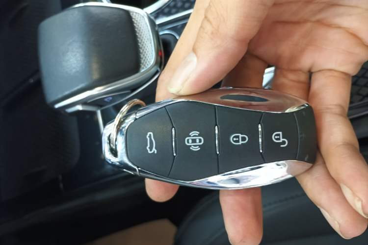 Used Hongqi HS3 PHEV 2024 PHEV 115km Jingwei Edition
