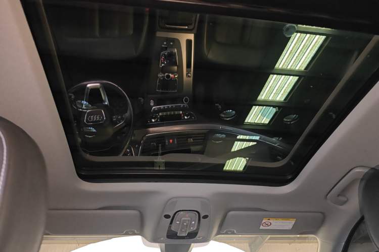 Used Audi Q5L 2020 45 TFSI Prestige Fashion Model
