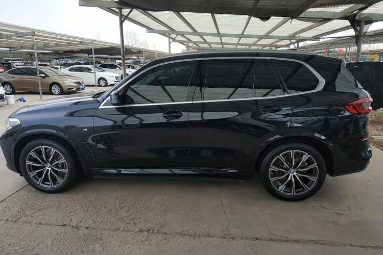 Used BMW X5 2021 xDrive40i M Sport Package
