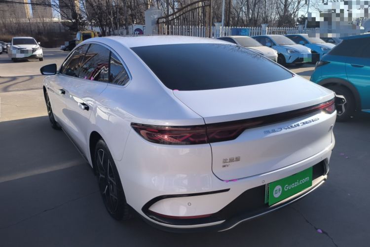 Used BYD Han 2022 EV Genesis Edition 715KM Front-Wheel-Drive Prestige Model
