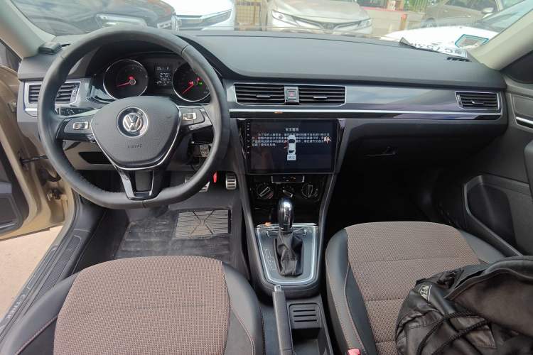 Used Volkswagen C-TREK 2018 1.5L Automatic Comfort Model
