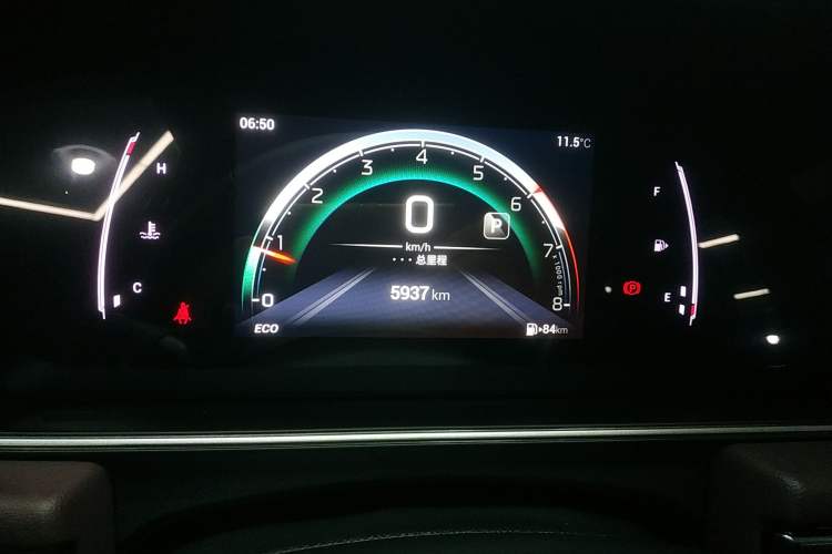 Used GAC Trumpchi M6 2023 PRO 270T DCT Luxury Edition
