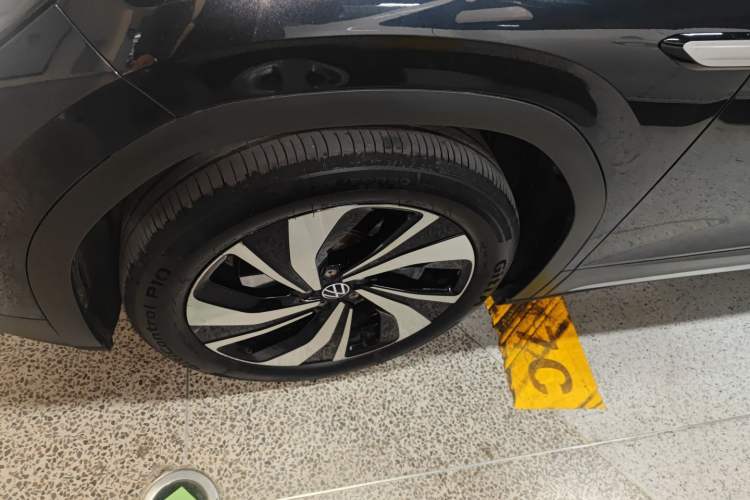 Used Volkswagen ID.6 CROZZ 2021 Long-Range PURE+ Edition