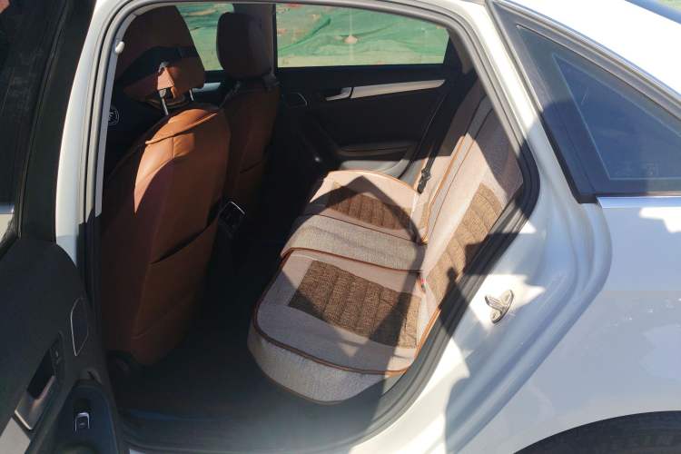 Used Audi A4L 2016 35 TFSI Collector's Edition Automatic Standard Model
