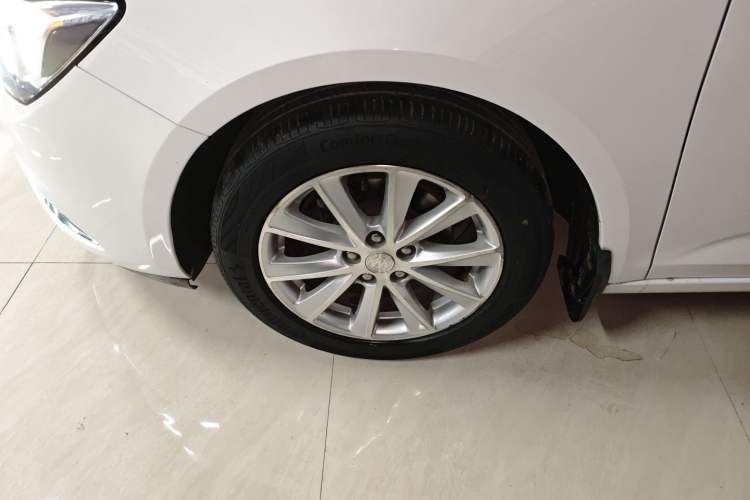 Used Buick Verano 2015 Sedan 20T Dual-Clutch Leading Model
