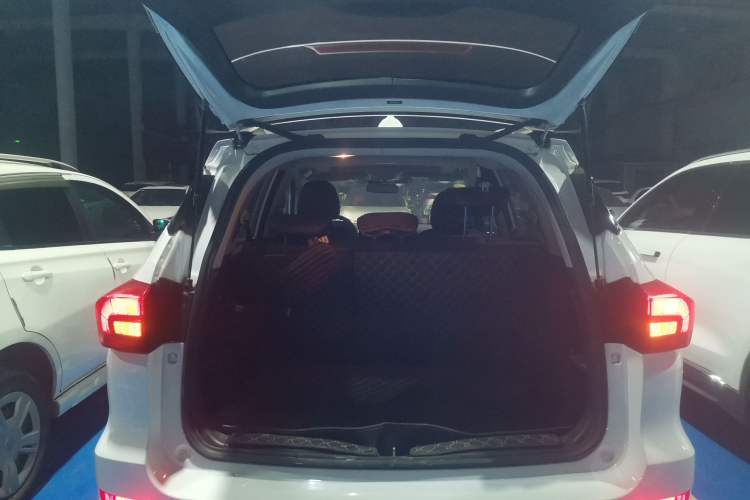 Used Haval M6 2018 Revised Version 1.5T DCT Two-Wheel Drive Prestige Edition
