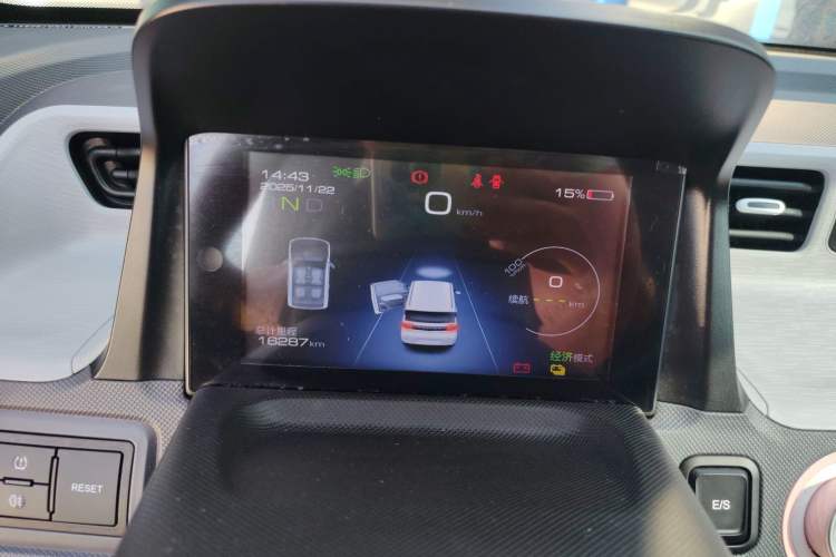 Used Wuling Hongguang MINIEV 2022 Zizai Version Lithium Iron Phosphate
