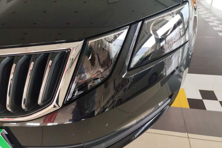 Used Skoda Octavia 2019 1.5L Manual SmartDrive Comfort Edition China VI Standard
