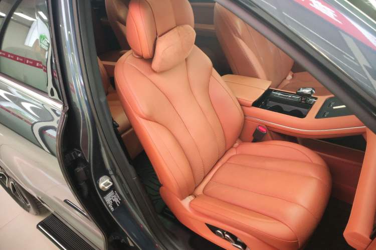 Used Hima AITO M7 2024 1.5T Intelligent Driving Rear-Drive Ultra Version 6 Seats
