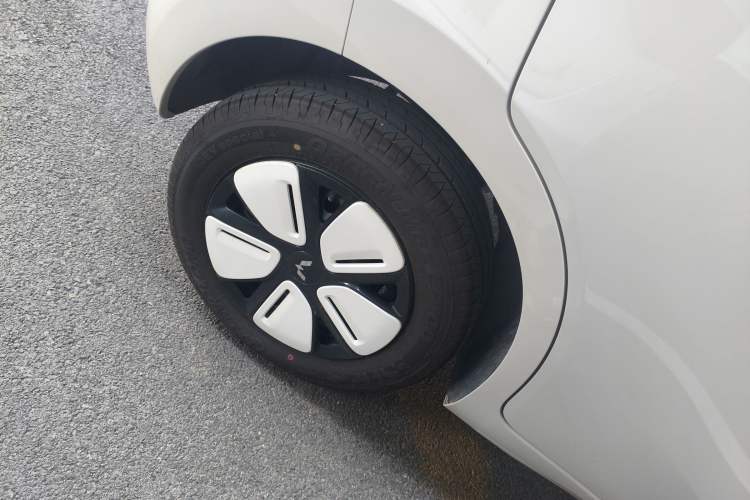 Used Wuling Hongguang MINIEV 2025 Four-Door Version Advanced Edition
