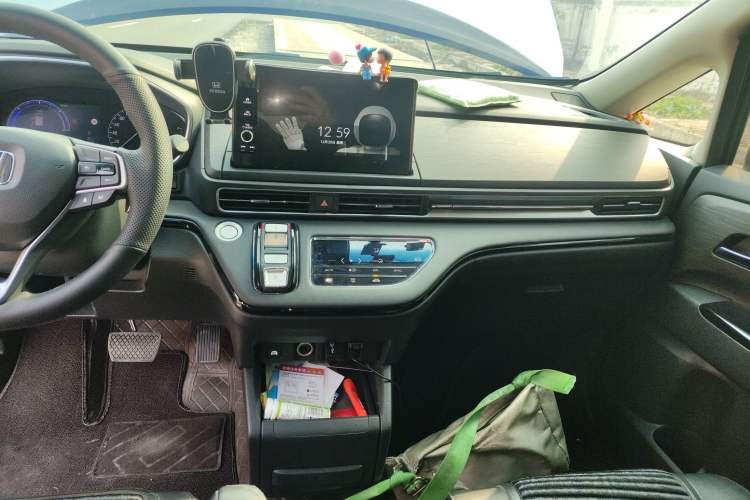 Used Honda Elysion 2024 2.0L eHEV Luxury Edition