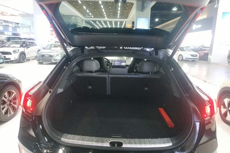 Used Zeekr 001 2023 WE Edition 100 kWh