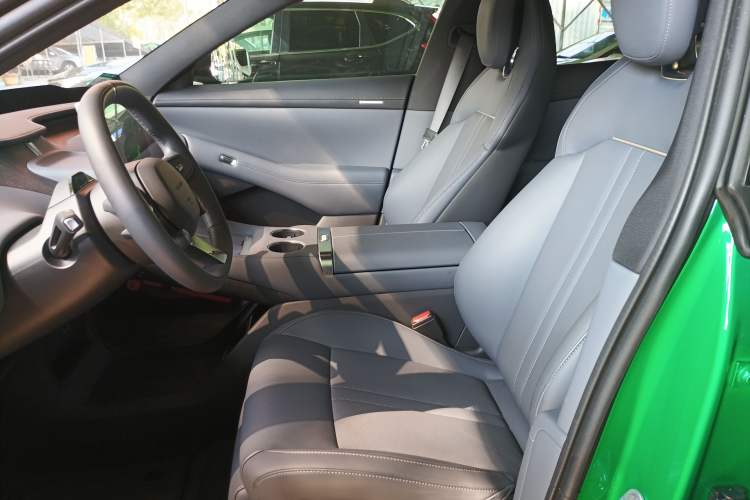 Used  YU7 2025 Ultra-Long Range Rear-Wheel Drive Version