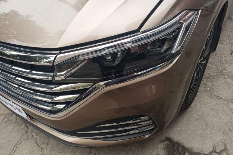 Used Volkswagen Viloran 2020 380TSI Prestige Edition