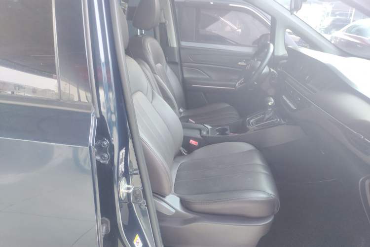 Used GAC Trumpchi M6 2019 270T DCT Luxury Edition (7-seater) China VI