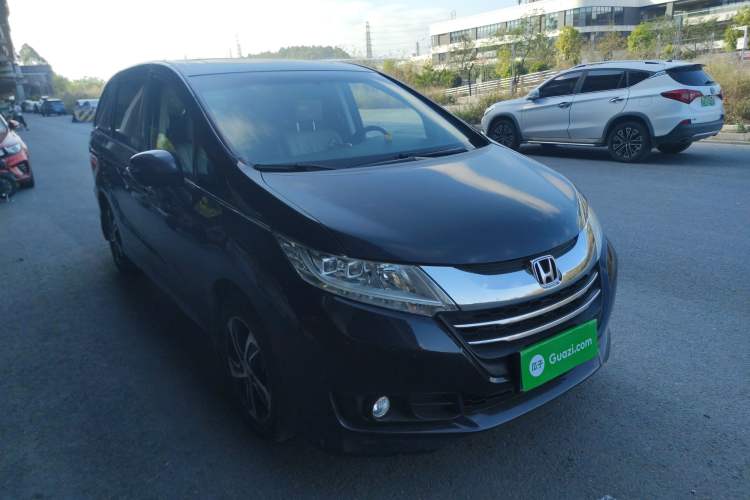 Used Honda Odyssey 2015 2.4L Smart Edition
