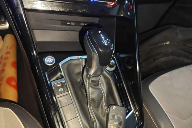 Used Volkswagen Tayron 2020 380TSI All-Wheel Drive R-Line Connected Version
