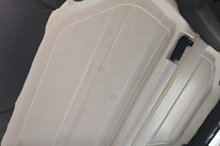 Used  Wrangler 2015 3.6L Rubicon Two-Door Comfort Edition
