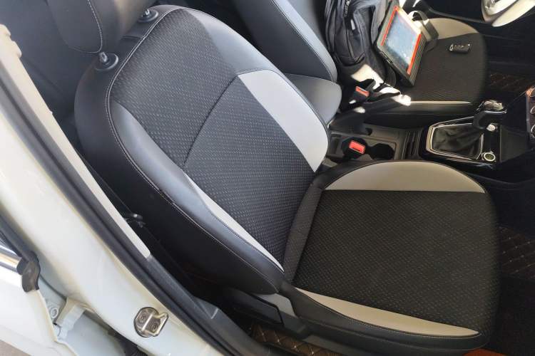 Used Volkswagen Tacqua 2021 200TSI DSG JoyConnect Edition