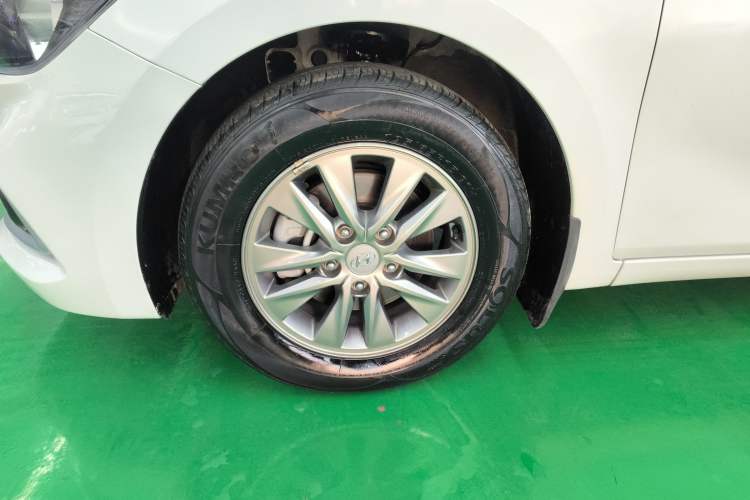 Used Hyundai Celesta 2018 1.6L Automatic GL Enjoyment Edition China VI compliant