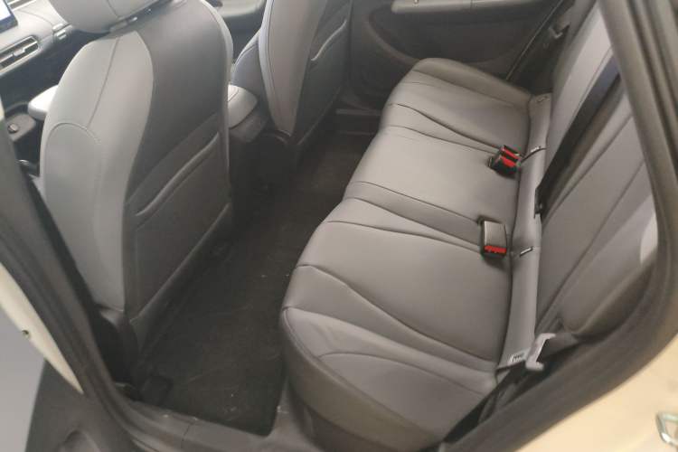 Used Dongfeng NAMMI 01 
