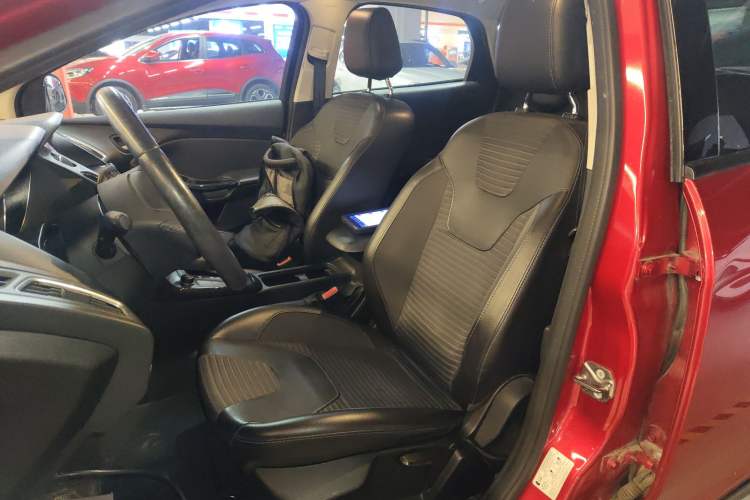 Used Ford Focus 2015 Hatchback EcoBoost 125 Automatic Supreme Style Edition
