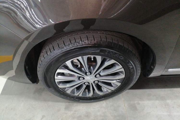 Used Buick GL8 2022 Land Business Class 652T Luxury Model
