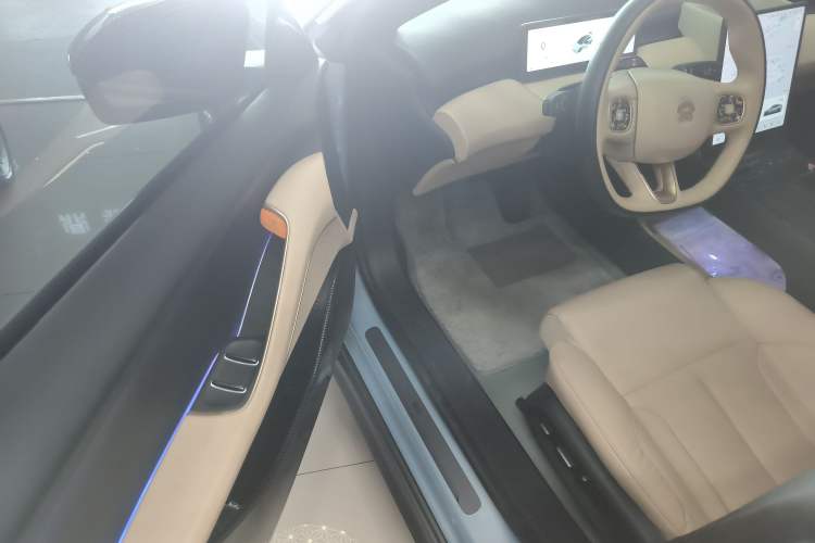 Used Nio ET5 2022 75 kWh
