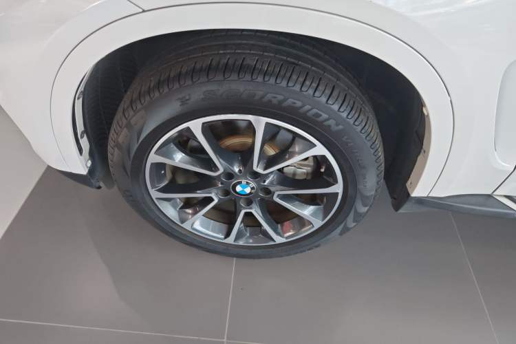 Used BMW X5 2017 xDrive35i Elegant Edition
