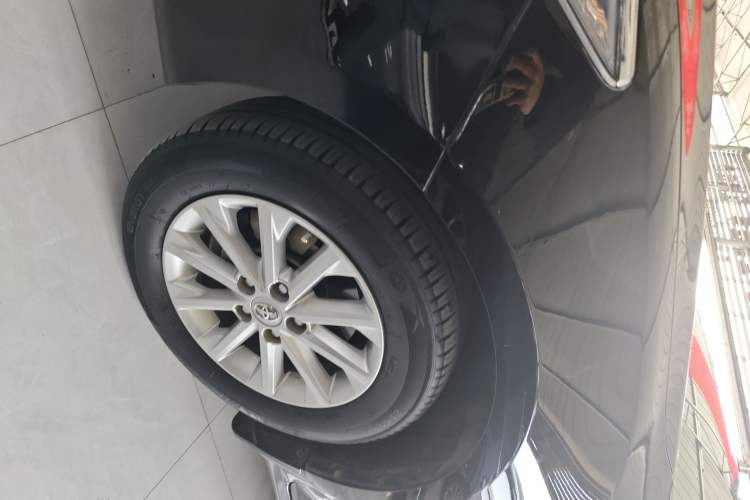 Used Toyota Camry 2015 2.0G Premier Edition
