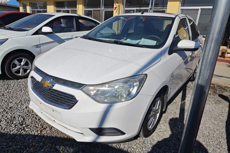 Used Chevrolet Sail 2015 Sail 3 1.5L Manual with Ideal Sunroof Edition
