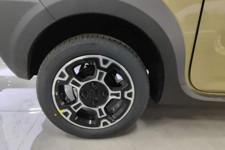 Used  Panda 2025 210km Panda Rider
