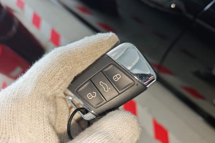 Used Volkswagen Passat 2022 330TSI Starry Elite Edition Custom Version
