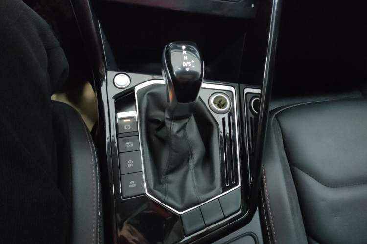 Used Volkswagen Tayron 2020 330TSI Two-Wheel Drive Luxury Smart Connectivity Version
