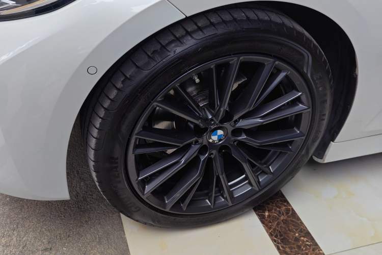 TDK.VehicleDetails.img