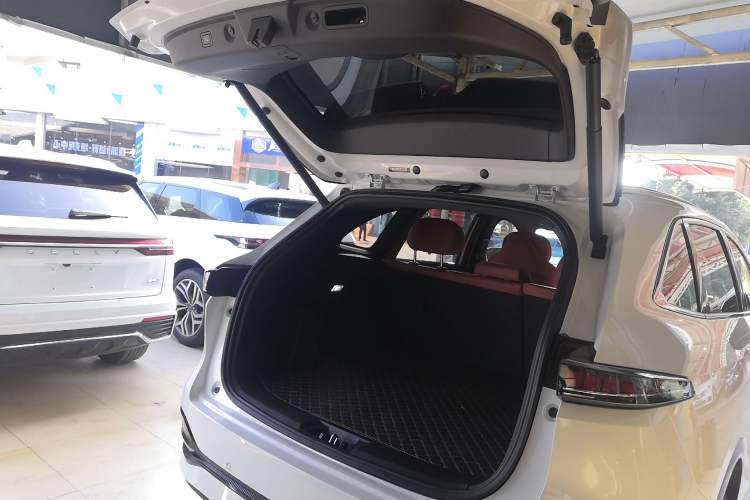 Used Changan CS75 PLUS 2025 4th Generation 1.5T New Blue Whale Smart Luxury Edition