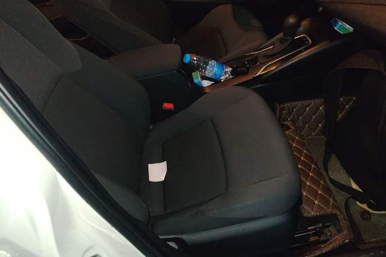 Used Toyota Levin 2019 185T CVT Luxury Edition China VI Standard