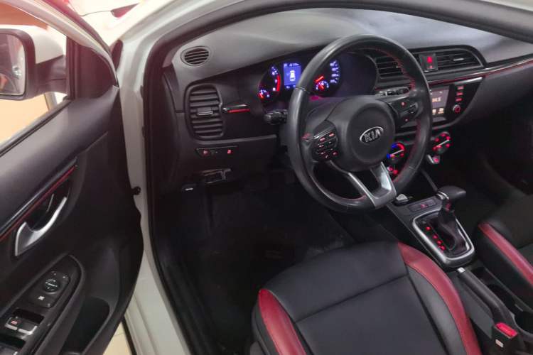 Used Kia KX Cross 2019 1.6L Automatic Dynamic Sunroof Version China VI