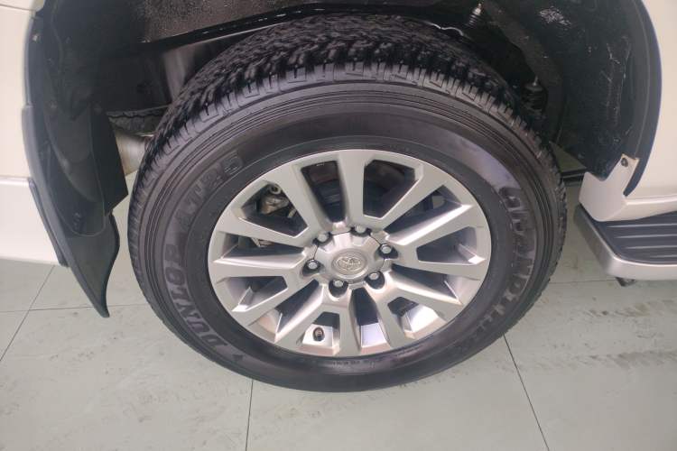 Used Toyota Prado 2019 3.5L Automatic TX-L Deluxe Edition with Rear-Mounted Spare Tire
