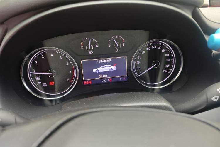 Used Buick LaCrosse 2019 28T Luxury Model
