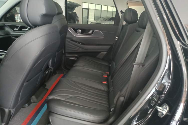 Used Chery Fengyun T9 2024 120 Long-Range Flagship Version 7 Seats Ternary Lithium
