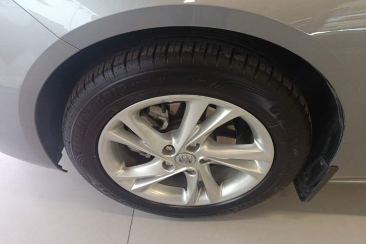 Used Buick Regal 2024 25T Deluxe Edition