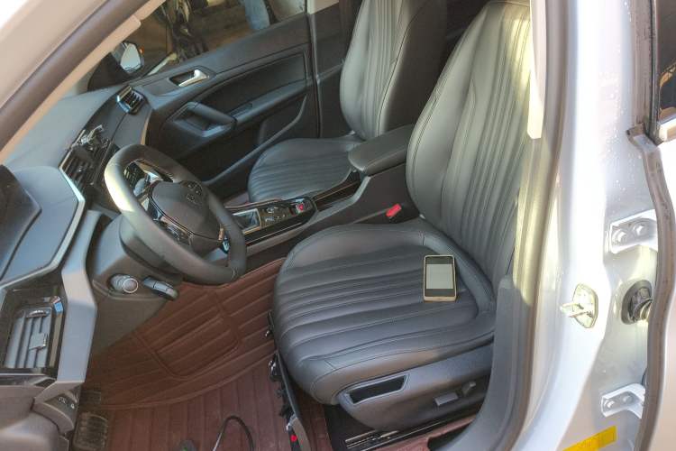 Used Peugeot 408 2024 360THP "Da Da" Model – Latou Edition
