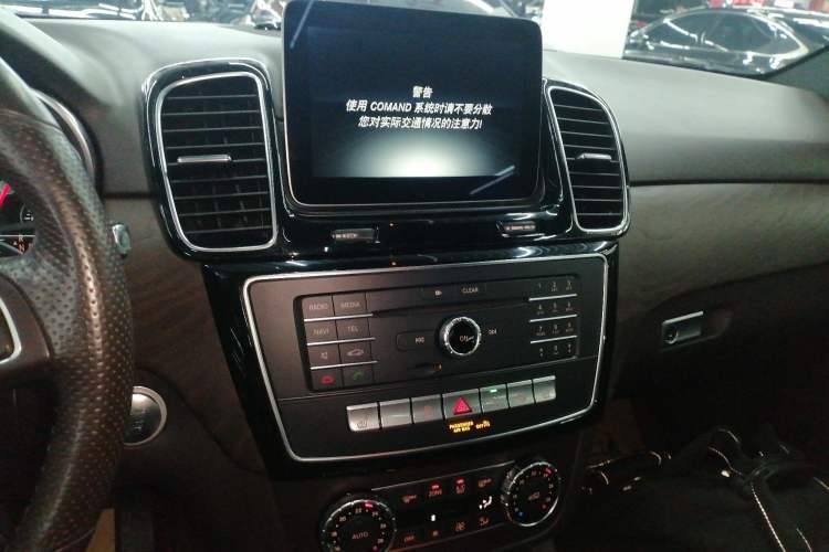 Used Mercedes-Benz GLE 2016 GLE 400 4MATIC
